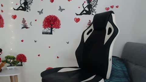 Angel Curl online show from February 12, 7:13 pm