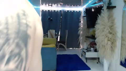 Angel Curl online show from April 10, 7:51 pm