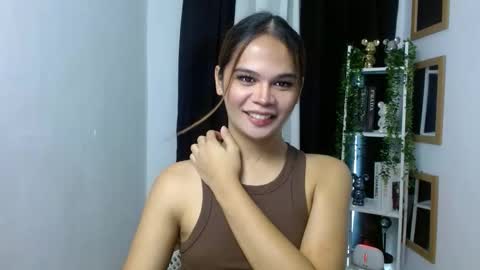 angela online show from June 7, 1:22 am