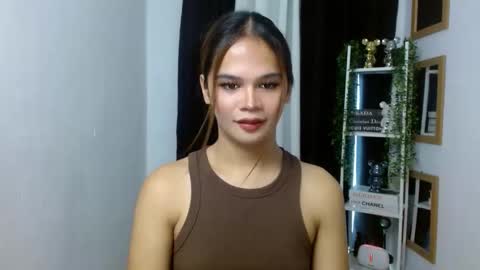 angela online show from June 10, 1:49 am