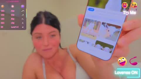 angel_ique online show from March 23, 4:39 am