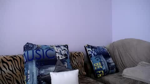 Zoe online show from April 21, 8:43 am