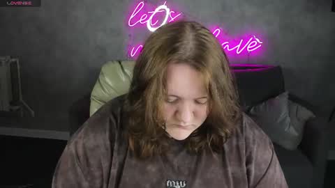 Angela online show from July 31, 8:59 am