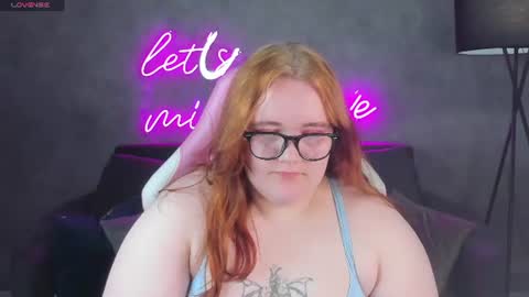 Angela online show from July 18, 9:33 am