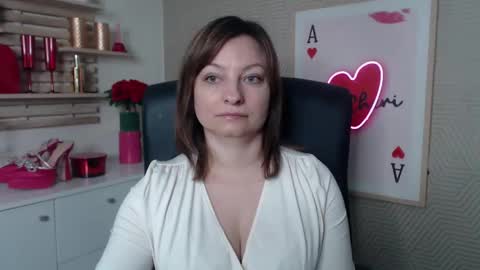Angela online show from February 11, 7:01 am