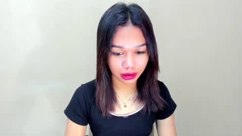 angela_star888 online show from November 12, 7:00 am