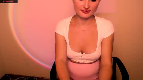 Alice online show from October 17, 1:04 pm