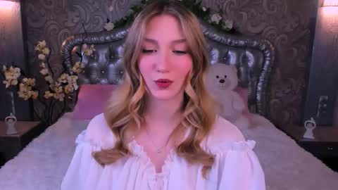 angelanabelle online show from March 5, 9:24 pm