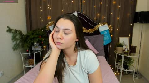 Angela online show from December 18, 10:51 am