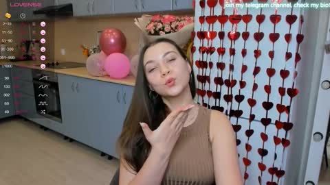 Angela online show from February 16, 12:43 pm