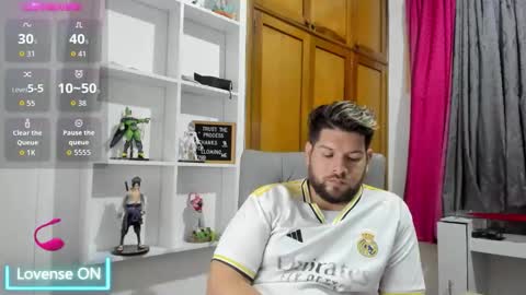 angel online show from March 12, 4:44 pm