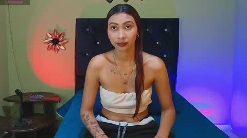 angeldreams15 online show from April 7, 7:05 pm