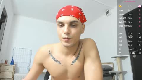 Frankie  online show from November 12, 2:30 pm