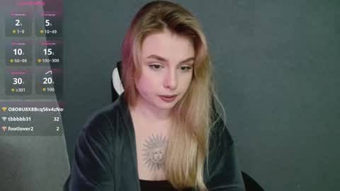 Snapshot of angelicablanch chatting on October 22, 9:27 pm angelicablanch online show from October 22, 9:27 pm
