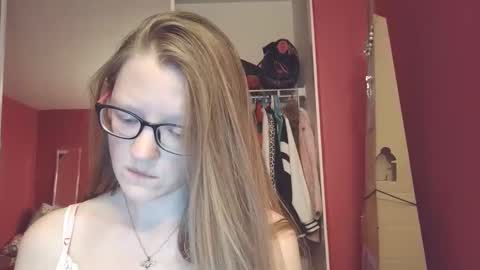 AngelicAngel online show from March 2, 4:06 am