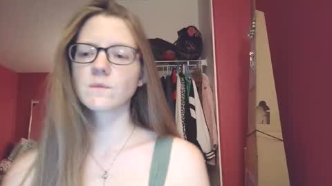 AngelicAngel online show from March 8, 2:15 am