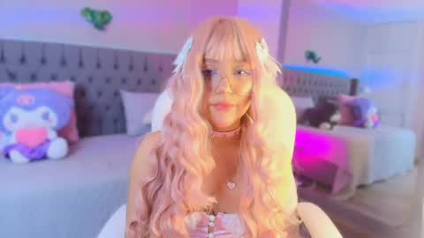 Angelina Honey online show from May 21, 4:08 am