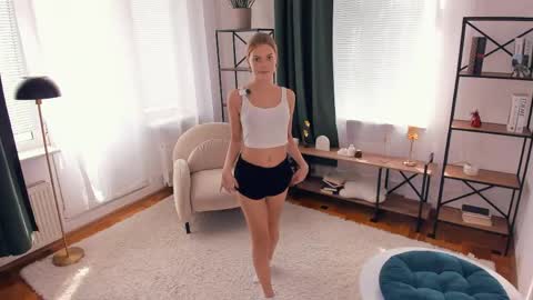 Alice WOW online show from April 18, 8:16 am