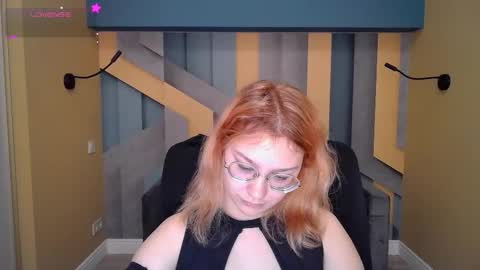 AngelinaLow online show from December 1, 12:25 pm