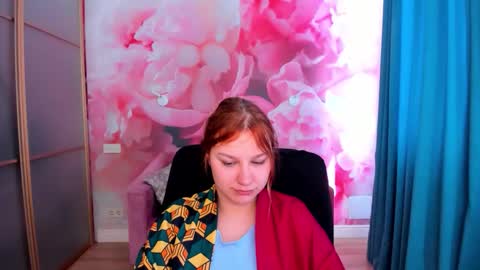 AngelinaLow online show from April 21, 11:28 am