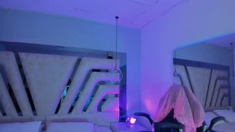 Angeline Heet online show from September 16, 3:08 am