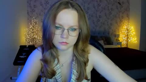 angellarud online show from March 3, 7:54 pm