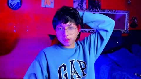 Snapshot of angellonfire chatting on February 18, 3:41 pm Angel  online show from February 18, 3:41 pm