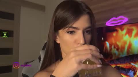 angelmi171 online show from September 13, 8:22 pm