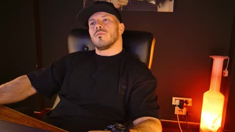 BlackWolf online show from December 17, 2:24 pm