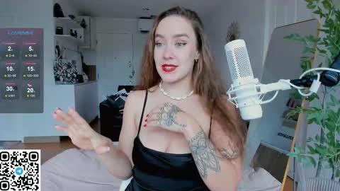 Snapshot of angelpaull chatting on September 15, 3:19 am Angel online show from September 15, 3:19 am