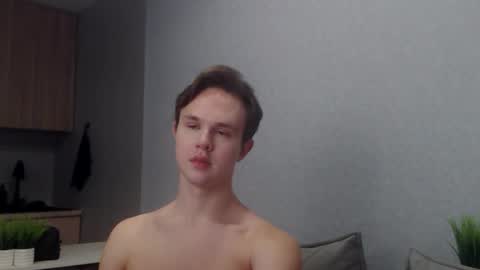 Angel online show from March 1, 10:19 am