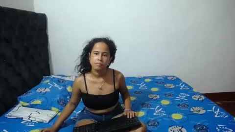 Snapshot of angelys_02 chatting on September 14, 10:55 pm Angie online show from September 14, 10:55 pm