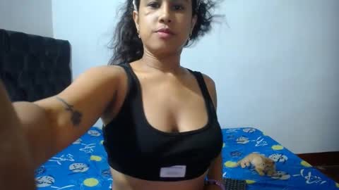 Snapshot of angelys_02 chatting on September 18, 5:00 am Angie online show from September 18, 5:00 am