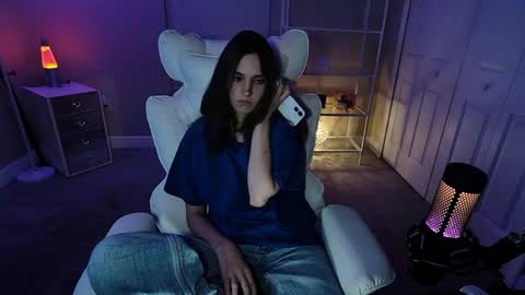 Angie Fae online show from April 21, 2:51 am