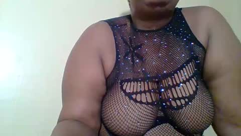 Angie online show from October 27, 10:32 pm