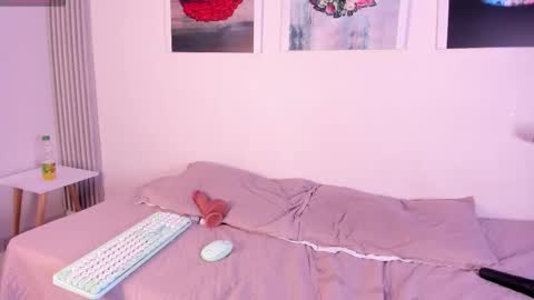 angy_avila online show from December 21, 3:57 am