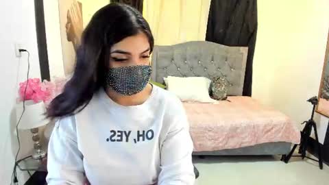 Anissa online show from June 17, 12:54 pm