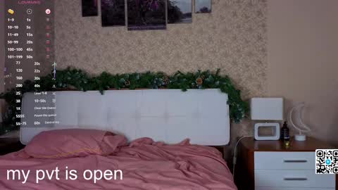 Alice online show from December 17, 3:19 pm