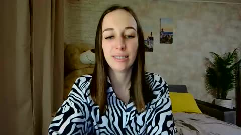 anikabloom online show from December 15, 6:59 pm