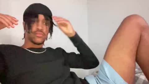 Animeboygirls online show from May 24, 9:49 am