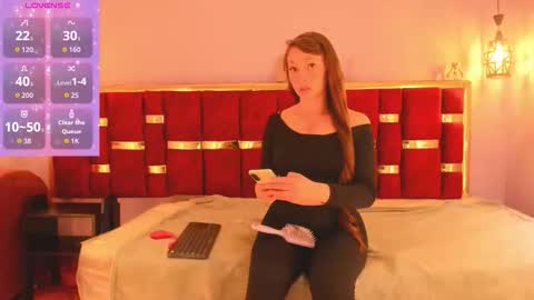 anita toro  online show from October 20, 1:05 pm