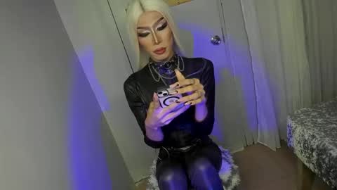 Miss Ann online show from September 8, 9:14 pm