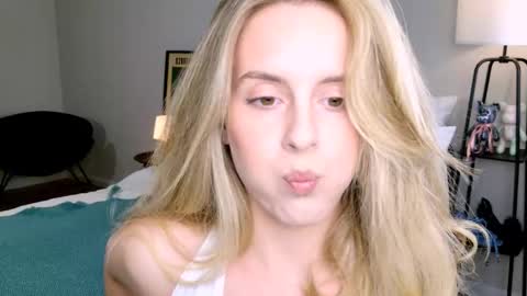 Anita online show from October 24, 2:40 pm