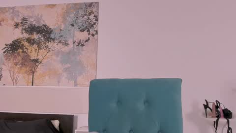 Anny online show from February 6, 2:15 pm