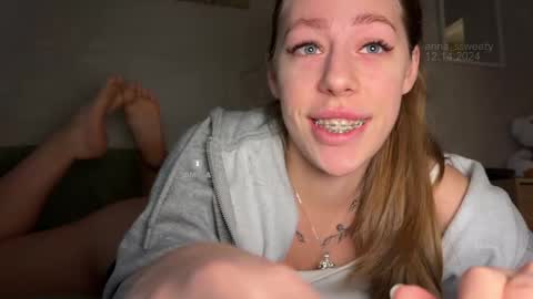Anna  fansly anna sssweety online show from December 14, 7:29 am
