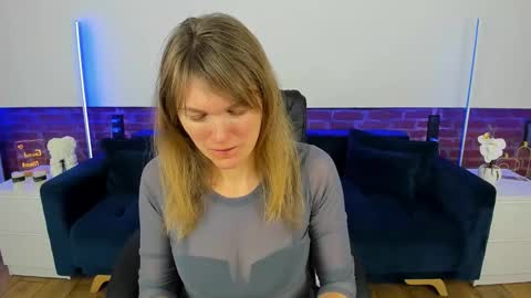 Annabel online show from February 12, 6:33 pm