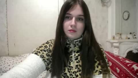 Anna online show from April 19, 3:13 pm