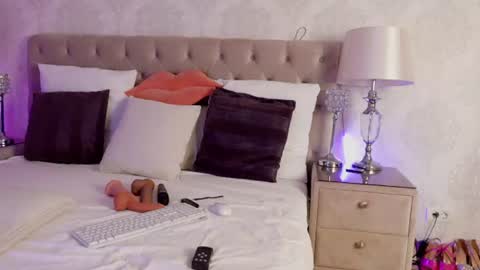 AnnaKarinaX online show from July 20, 10:39 am
