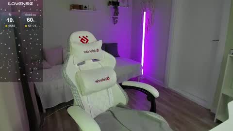 Anna online show from April 17, 8:50 am