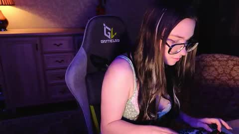 anneaverry online show from March 9, 5:06 pm